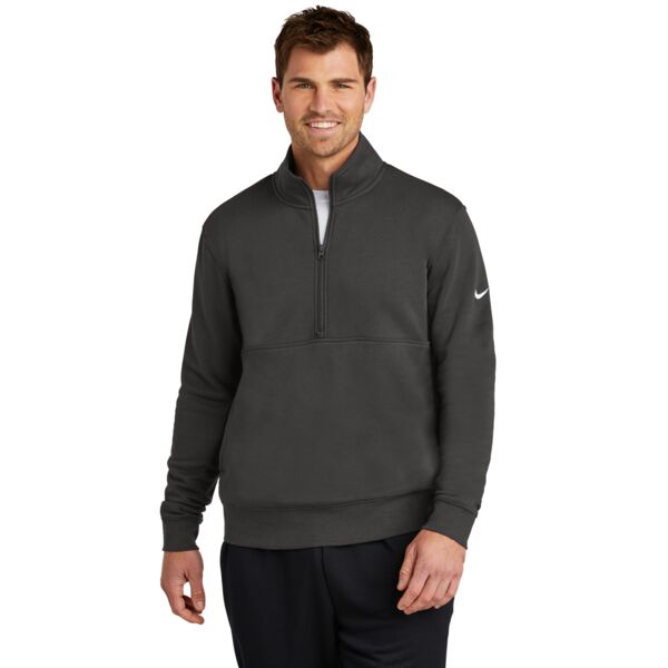 Club Fleece Sleeve Swoosh 1/2 Zip Thumbnail